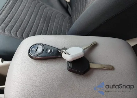 2010 Subaru Forester 2.5X z USA, uszkodzony, nr VIN JF2SH6BC9AH781178